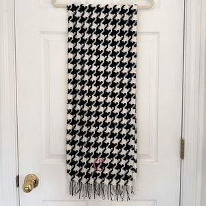 Houndstooth Scarf Initial “C”